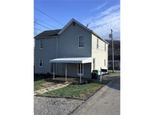 10 School St, Cuddy, PA 15031-9720