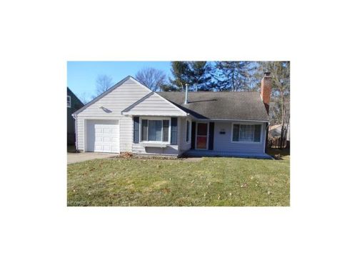 248 Franklin Dr, Berea, OH 44017-1447