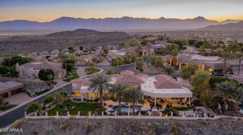 15645 7 St, Phoenix AZ 85014-4142 exterior