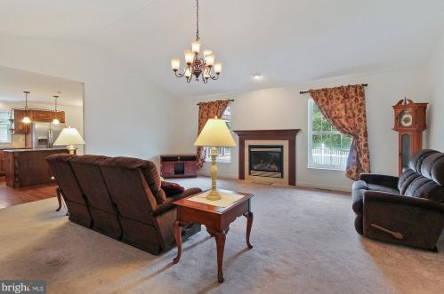 326 Luisa Ct, Shoemakersville, PA 19555-1554