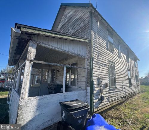 560 Walnut St, Blackbird, DE 19734-7730