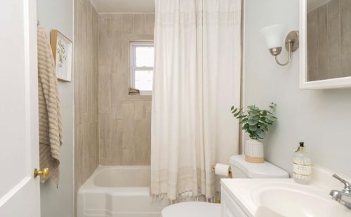 50 Mill Pond Rd, North Kingstown RI  02852-6002 exterior