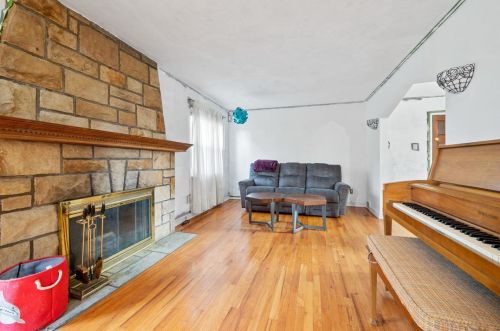 134 Highland Rd, Pittsburgh, PA 15235-3007