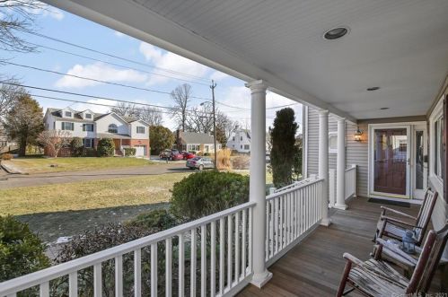 59 Carter Dr, Stamford, CT 06902-7011