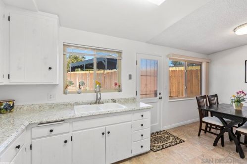 4362 Conrad Ave, San Diego CA 92117-2017 exterior