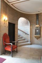 245 Melwood Ave, Pittsburgh PA  15213-1666 exterior