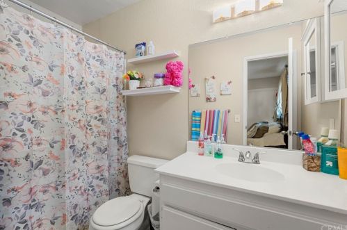 13032 Newhope St, Garden Grove CA  92843-1415 exterior