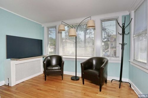 384 Elm Ave, Bogota NJ  07603-1501 exterior