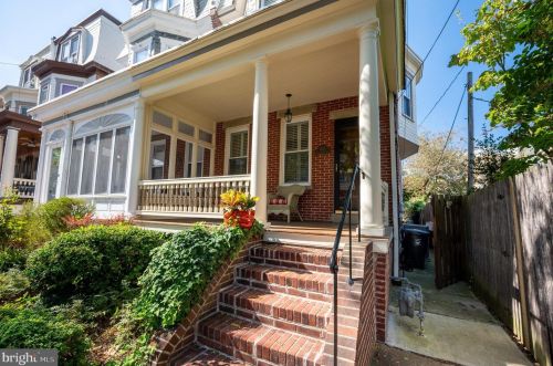 1327 Tatnall St, Wilmington, DE 19801-1126
