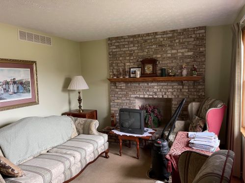 395 Aaron Dr, Grants Lick, KY 41001-9569