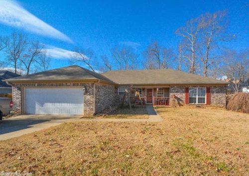 1813 Dove Dr, Benton, AR 72015-2888