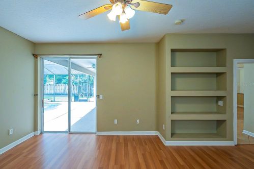 386 Via Tuscany Loop, Lake Mary FL  32746-1545 exterior