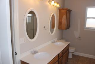 10325 Chancellor Dr, Yukon OK  73099-8177 exterior