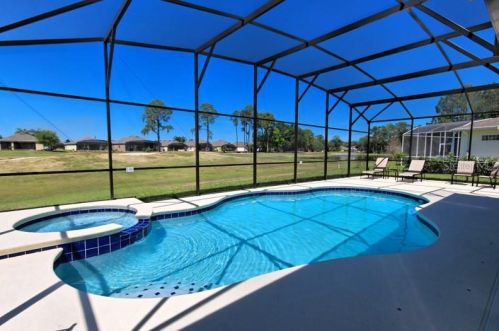 1224 Golf Course Pkwy, Davenport, FL 33837-5540
