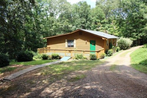 194 Gold Branch Estates Dr, Unaka, NC 28906-9737