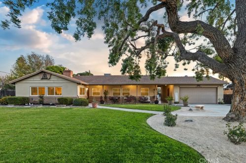 5496 Jurupa Ave, Riverside, CA 92504-1234