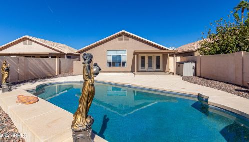 761 Gail Dr, Chandler, AZ 85225-1717