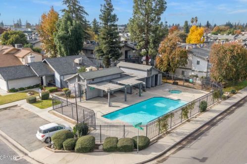 4701 Beechwood St, Bakersfield CA  93309-6404 exterior