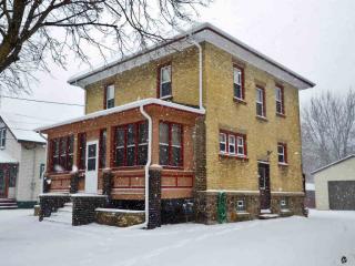 806 Fulton St, Edgerton, WI 53534-1708