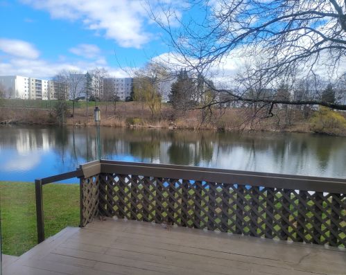 22 Clemens Ct, Rocky Hill, CT 06067-3217