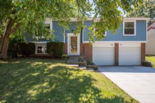 445 Saint Thomas Dr, Westerville, OH 43081-3533