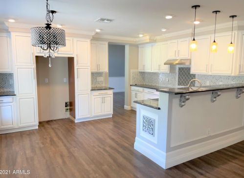 7452 Via Montoya Dr, Glendale AZ  85310-5664 exterior