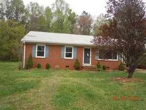 106 Westdale Ave, Lexington, NC 27295-2032