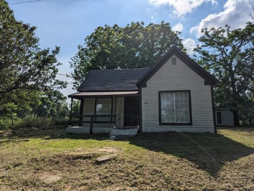 202 Dunbar Ln, Emory, TX 75440-3016