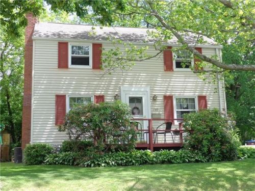 1315 Glenwood Dr, Hermitage, PA 16146-3207