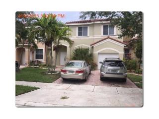 16933 34th St, Hollywood, FL 33027-4541