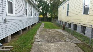 1825 Hollygrove St, New Orleans LA  70118-1455 exterior