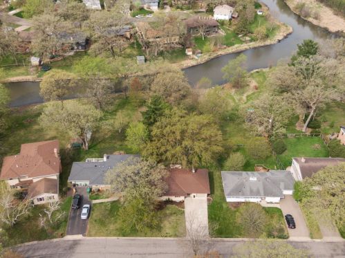 3220 Cavell Ln, Minneapolis, MN 55426-3715