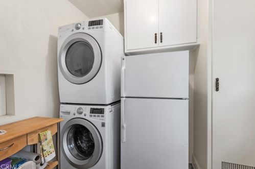 1427 Garfield Ave, Glendale CA 91205-3813 exterior