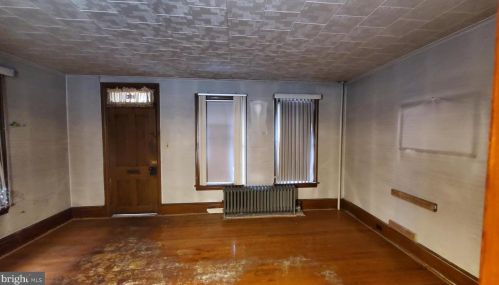 300 2nd St, Lykens, PA 17048-1201