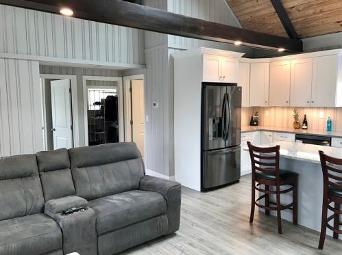 79 Lakewood Dr, Mashpee MA  02649-2142 exterior