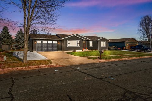 1532 Waterloo Ave, West Salem, WI 54669-9274