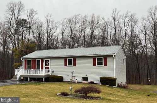 114 Greenhouse Rd, Siddonsburg, PA 17019-9446