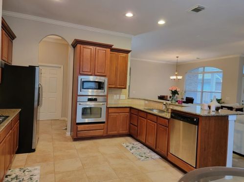 10206 Dover Fls Ct, Humble TX  77338-2844 exterior