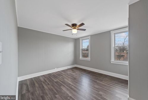 25 Regina Ave, Trenton NJ  08619-2201 exterior