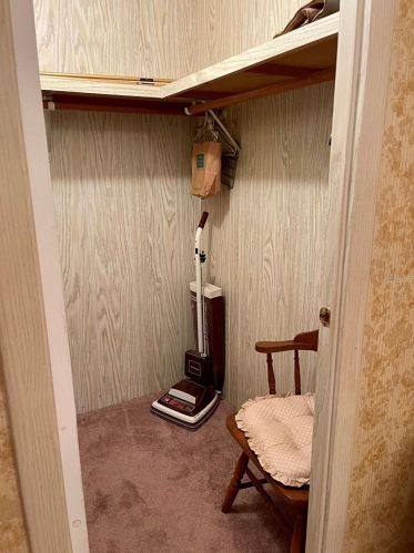 34202 Canal Dr, Pinellas Park FL  exterior