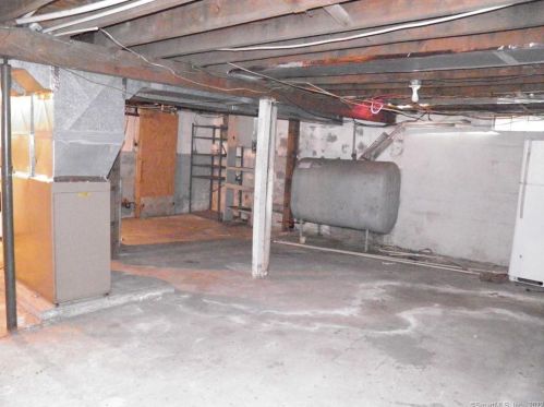 21 Humes Rd, Killingly CT  06241-1226 exterior