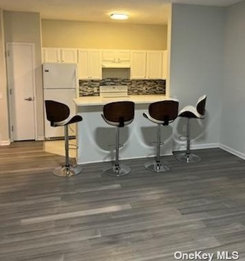 221 Beach 80th St, Far Rockaway, NY 11693-2004