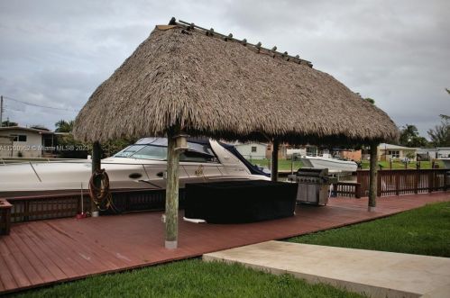 934 Nautilus Isle, Dania Beach FL  33004-2356 exterior