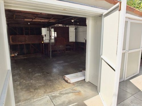 2610 Kansas Ave, South Gate CA 90280-4021 exterior