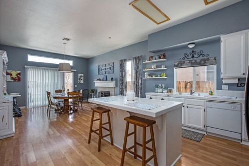 17640 Dayton St, Victorville, CA 92395-7783