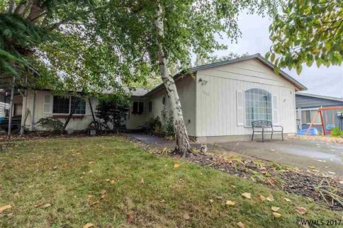 2629 9 St, Lebanon OR  97355-1003 exterior