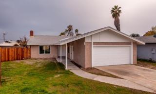 5968 Dakota Ave, Fresno, CA 93727-7916