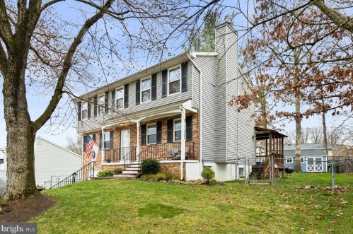 5593 Neddleton Ave, Woodbridge VA  22193-4156 exterior