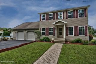 41 Park St, Pittston, PA 18643-1519