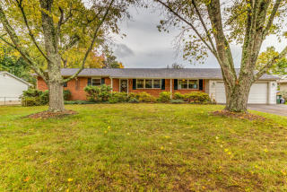 12024 Kings Gate Rd, Knoxville, TN 37934-4626